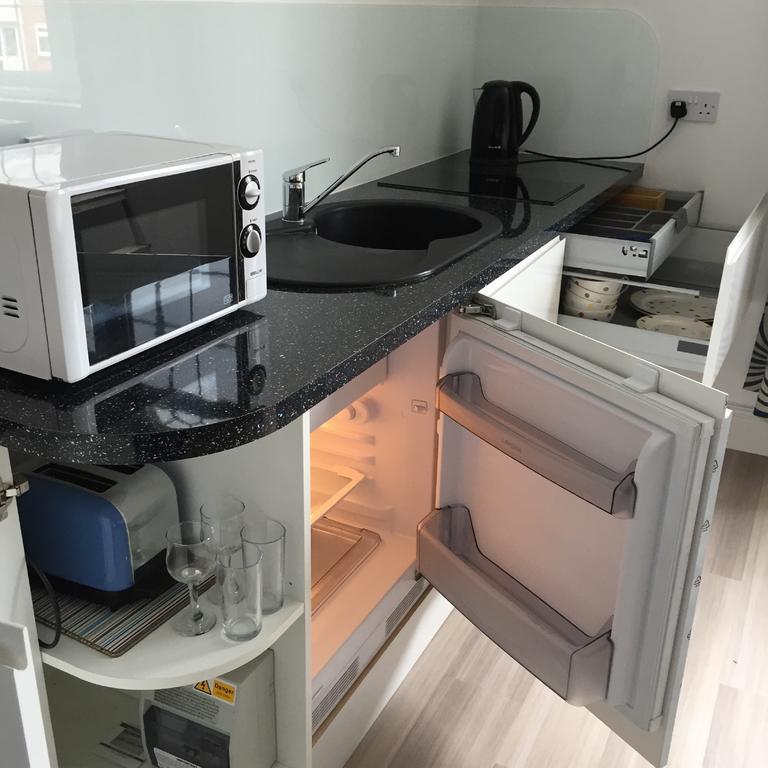 One Helena Road Serviced Apartments Southsea Oda fotoğraf