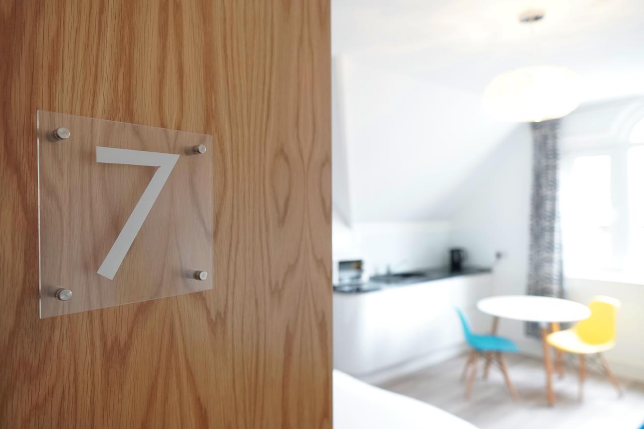One Helena Road Serviced Apartments Southsea Dış mekan fotoğraf